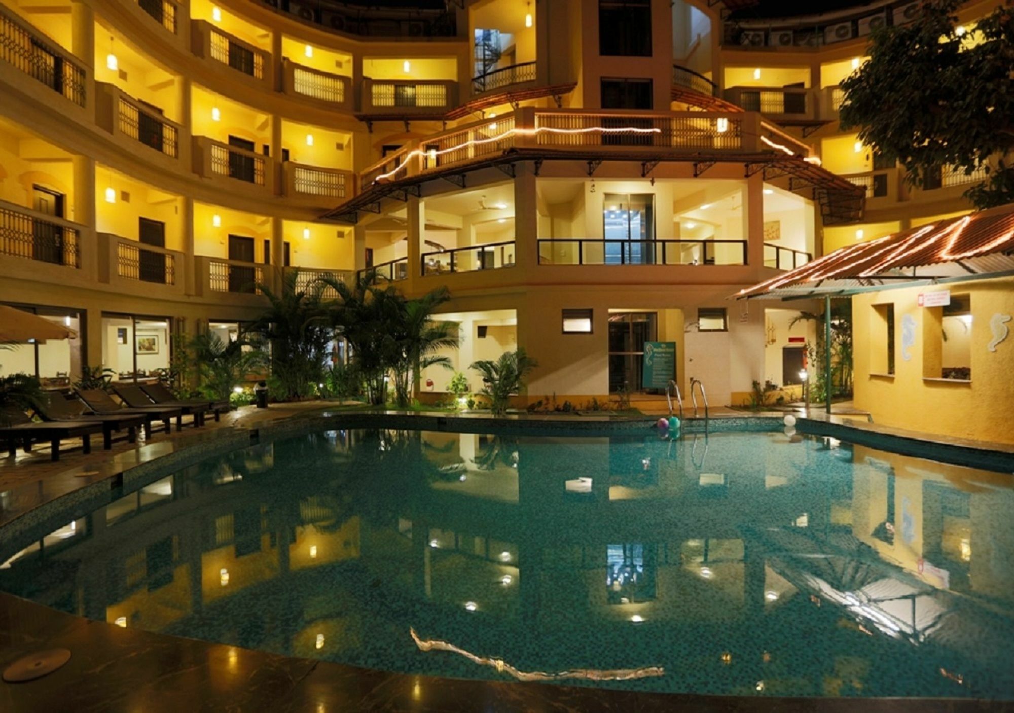 The Sea Horse Resort Baga Eksteriør bilde